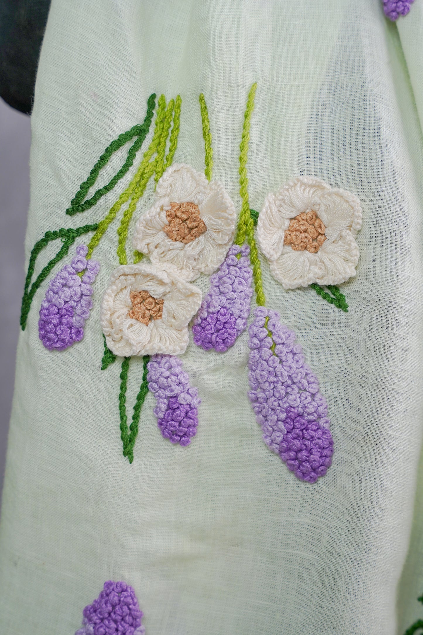 Lavender Bloom Linen Stole